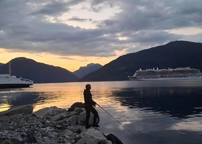 Apartment Koselig Ved Fjorden -