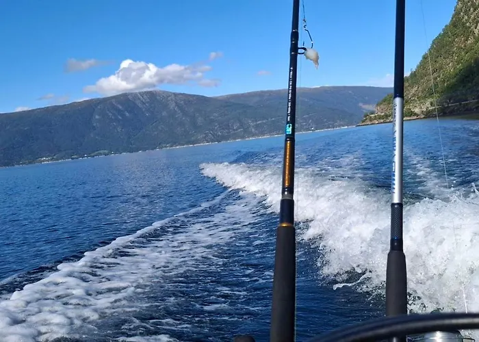 Apartment Koselig Ved Fjorden -